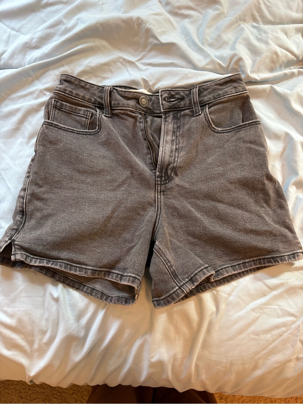 Hollister Washed Gray High-Rise Jean Shorts